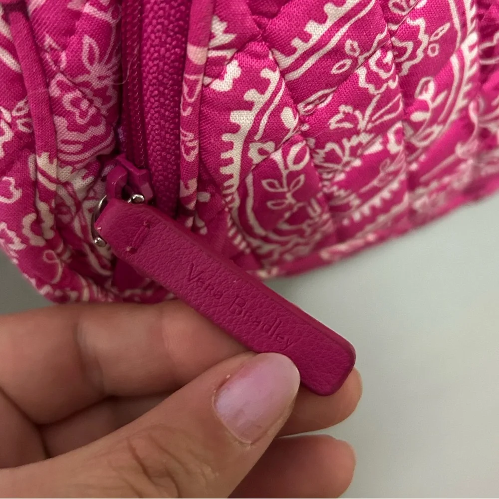 Vera Bradley Pink Quilted Shoulder/cross body Bag - Picture 3 of 11